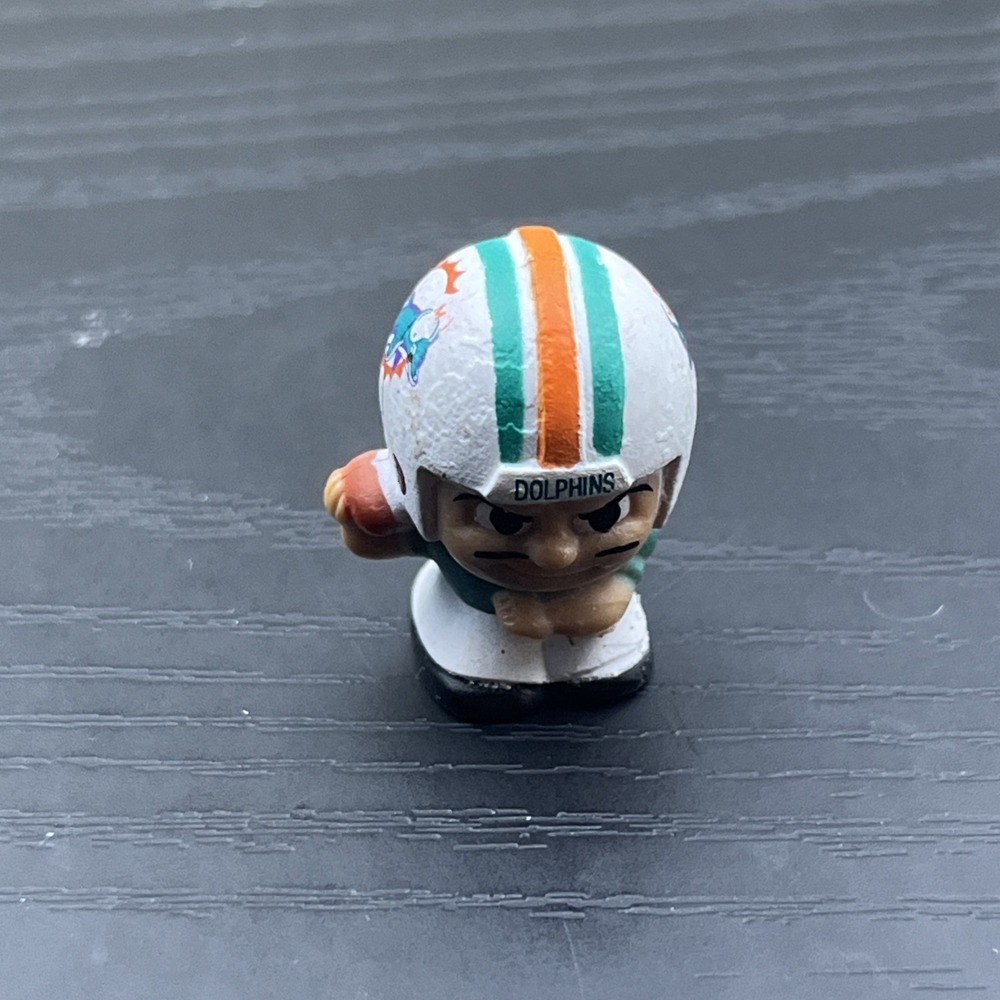 TeenyMates Legends‎ Series Miami Dolphins NFL Mini Figure Party Animal